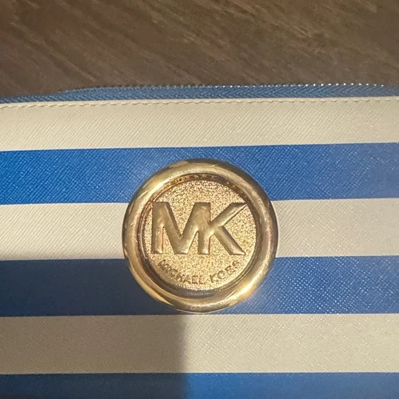 Michael Kors Blue and White Striped Wristlet - Picture 2 of 7